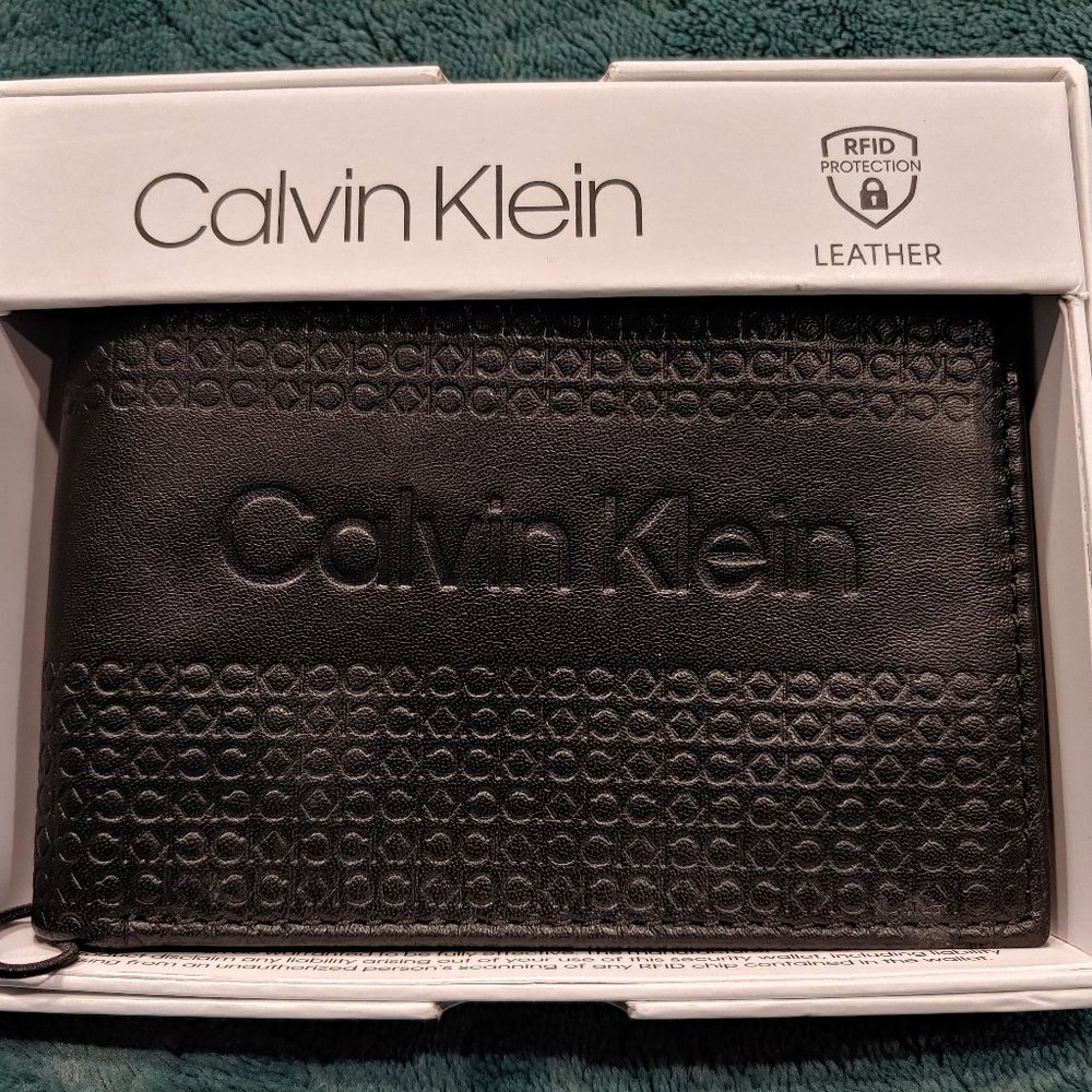 *SOLD* Calvin Klein Bi-Fold Leather Wallet with RFID Protection